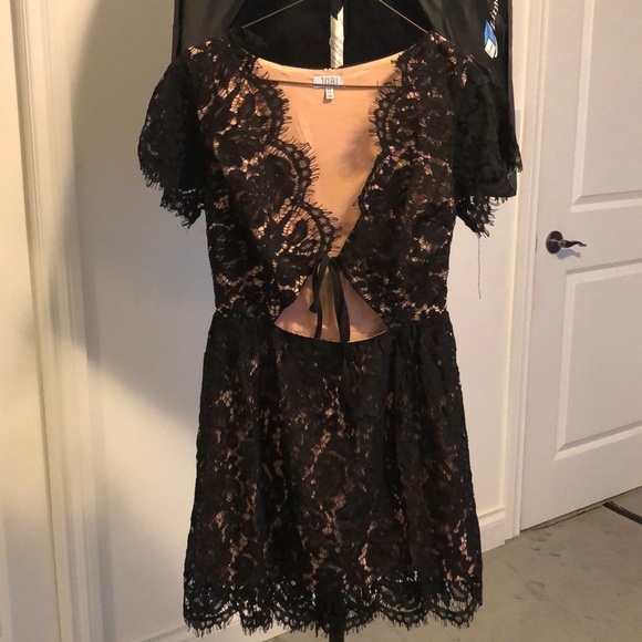 Tobi Black Lace Tie-front Dress